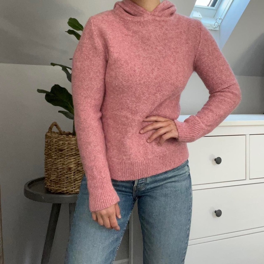 Banana Republic sweater